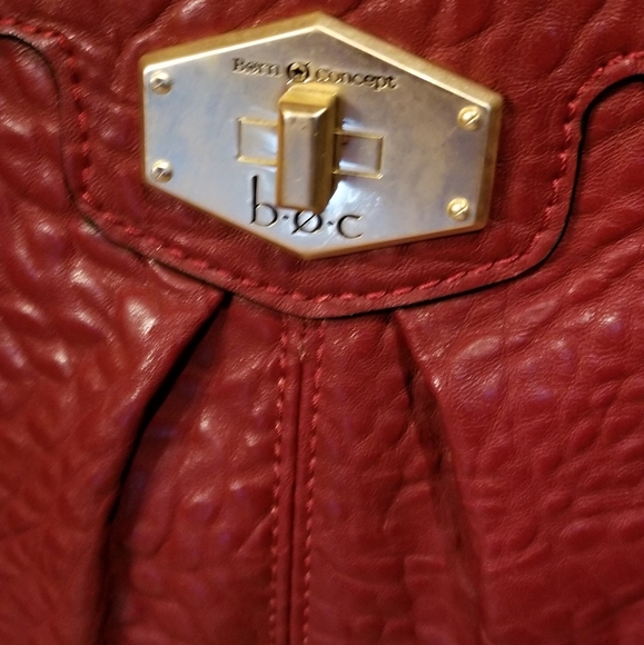 Medium red purse - Picture 3 of 3